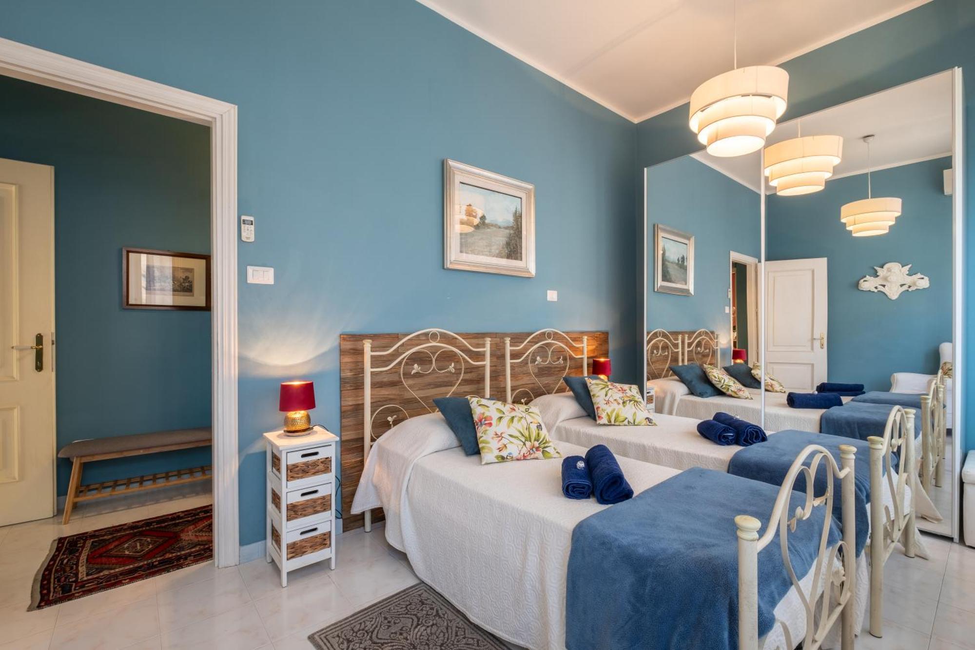 Elegante Villa Lu' Centro Citta A 10 Minuti Dal Mare Cagliari Exterior photo